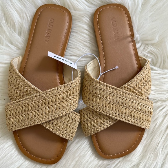 Old Navy Shoes - 🆕 NWT Old Navy sandals